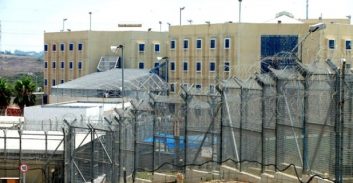 עתירה: שב"ס מתנכלים לאסיר כי התלונן שקצינה הטרידה אותו מינית