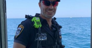 חיפה: דייגים השיטו סירה בחוף מוכרז ונקנסו