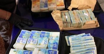 פוסטה TV: מעל מיליון וחצי שקל נתפסו בביתו של תושב כפר קאסם