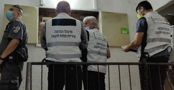 פ"ת: עבודות שירות לבעל נכס שקיבל היתר לשתי יחידות דיור אבל בנה 13