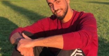 עבודות שירות לצעיר שהיכה עם קרש בראשו של מתפלל בבית הכנסת