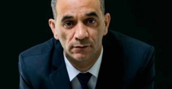 הודה בעבירות מין בצעירה אך החליף סנגור וזוכה