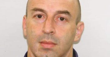 רופא בכיר בשירות המדינה הורשע בהחזקת חומרים פדופילים