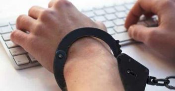 בנו הקטין של בכיר בארגון פשע מחריש נאשם בהחזקת סכין