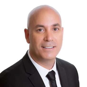 עו"ד יוסי חמצני