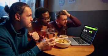 הימורים בלתי חוקיים במדינה מתחסדת