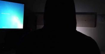 פוסטה TV: סוכן משטרתי הפליל 10 חשודים בצריכת זנות מקטינים