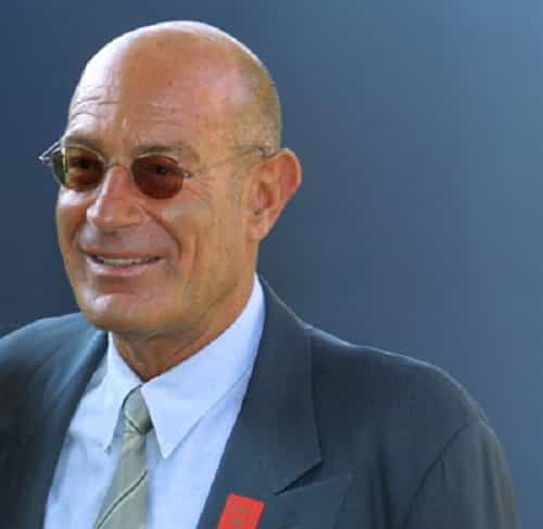 הפרקליטות מבקשת אישור לגביית עדותו של ארנון מילצ'ן בזום