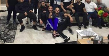 העליון על שחרור חברים בארגון קוטייר וחשיבה על מגה-תיקים