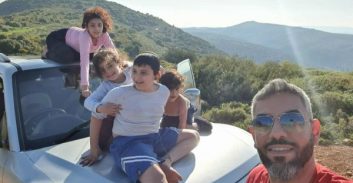 אמיר ברכה והילדים עושים את ארץ ישראל