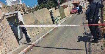 משטרת חיפה: בן 33 ניסה לדקור שוטר ונורה למוות