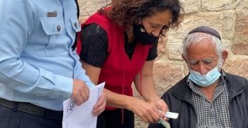 בן 90 ביקש עזרה בכספומט וקצבת הזקנה נשדדה ממנו