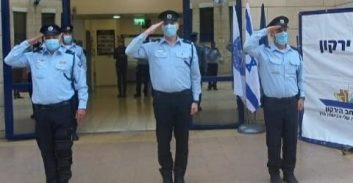 טקס חילופי מפקדים במרחב ירקון: דוד פילו החליף את דני לוי