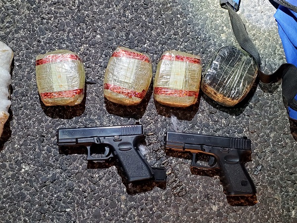 חשיש אקדחים