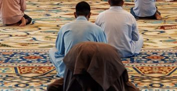 בית משפט אישר לעצורים באיזוק אלקטרוני להשתתף בתפילות רמדאן