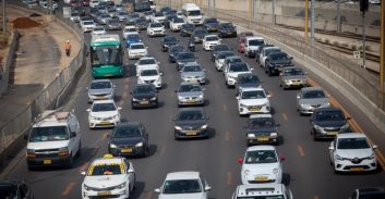 משבר חול המועד: תשתיות תחבורה ציבורית כושלות "חנקו" את המדינה