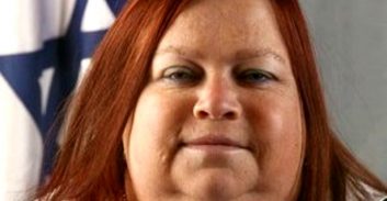 השופטת עינת רון מתמהמהת גם בתיק נתב"ג נגד אפי נוה ובת זוגו