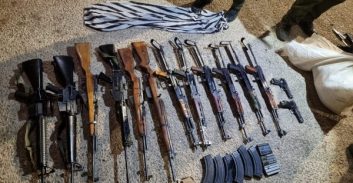 אישום: שלושה תושבי הפזורה הבריחו רובים ואקדחים מגבול ירדן