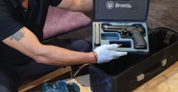 רובה M16 ושני אקדחים נתפסו בבית בכפר ריינה