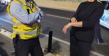 כאשר שרת התחבורה נתקלת בפקק בכניסה לתל אביב