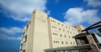 טענה: שב"ס מסרב להעביר לבית חולים אסיר שנכווה בכלא רימונים