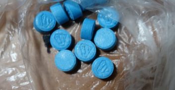 שוחררו שני חשודים שנעצרו בנס ציונה על סחר באקסטזי