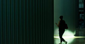 גרסת החשודים באונס בת משפחתם: היא מתלוננת סדרתית