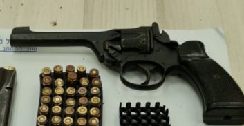 כפר בענה: שני חשודים נעצרו בדרך למקום בו הסתירו מקלע קרלו