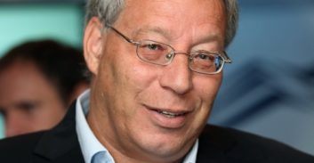 תושב תל אביב נעצר בחשד שאיים בווטסאפ על מנכ"ל העירייה