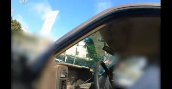שוטרים עצרו רכב עם שמשה מנופצת וגילו שרישיון הנהג פג לפני 20 שנה
