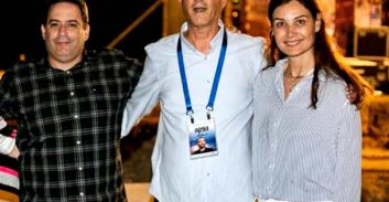 פוליטיקה, משפט ורוקנ'רול