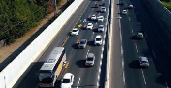 בעד ונגד הצעת שרת התחבורה להסב את נתיבי הנת"צ ל-2 פלוס