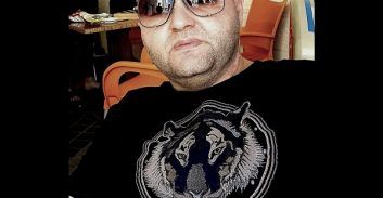 אישום: נבחר ציבור לשעבר נסחט עקב חוב לאוליגרך יהודי מרוסיה