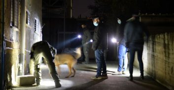 שלושה תושבי חוואלד נעצרו בחשד לרצח בצ'ק פוסט