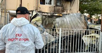 אילת: המשטרה חוקרת חשד לקשר בין שתי הצתות בעיר