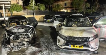 עפולה: חשד להצתות במגרש מכוניות