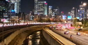 חשוד שני בזריקת רימון וירי על עסק של כדורגלן עבר במגדל יוקרה בת"א