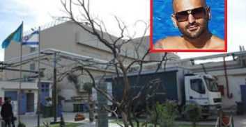 יאח"ס בודקת תלונת עצור שטוען כי הוכה על ידי 15 סוהרים באוהלי קידר