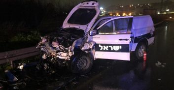 בקה אל גרביה: נהג נפצע אנושות בהתנגשות עם ניידת משטרה