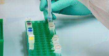 בני ברק: די-אן-איי על נשק אוטומטי הוביל למעצר מוכר למשטרה