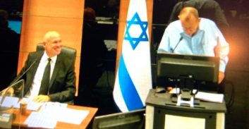 חולדאי "עף" על עצמו ופתח במועצה את קמפיין הבחירות שלו ל-2023