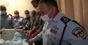 המפכ"ל ללוחמים הפצועים: "הצלתם חיים של לא מעט אזרחים"