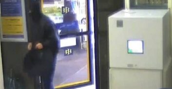 שחרור מוקדם לשודד בנקים מעפולה