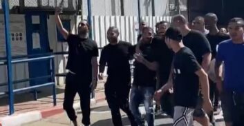 צפו: קבלת פנים המונית לדין קסנטיני בשחרור מכלא איילון