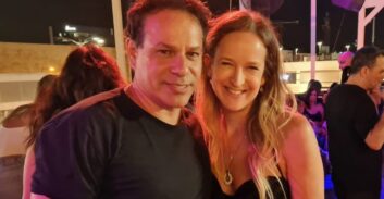 האשה והאגדה – מיכל חוגגת למשה יוחאי 50