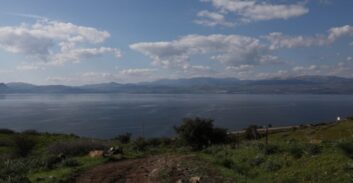 צעיר הורשע באונס החברה של אחיו בקמפינג בכנרת