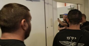 שוב: פשיטה של המשטרה על בתים ופנטהאוזים בנתניה