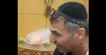 מתלונן בתיק סחיטה בהרצליה נעצר בחשד לאונס קרובה של החשוד