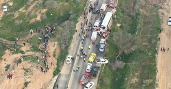שבע שנות מאסר לנהג משאית שהורשע בגרימת מותן של שמונה נוסעות אוטובוס
