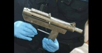 עבודות שירות לאחים מהצפון שהחזיקו בבית הוריהם מקלע "קרלו" ותחמושת